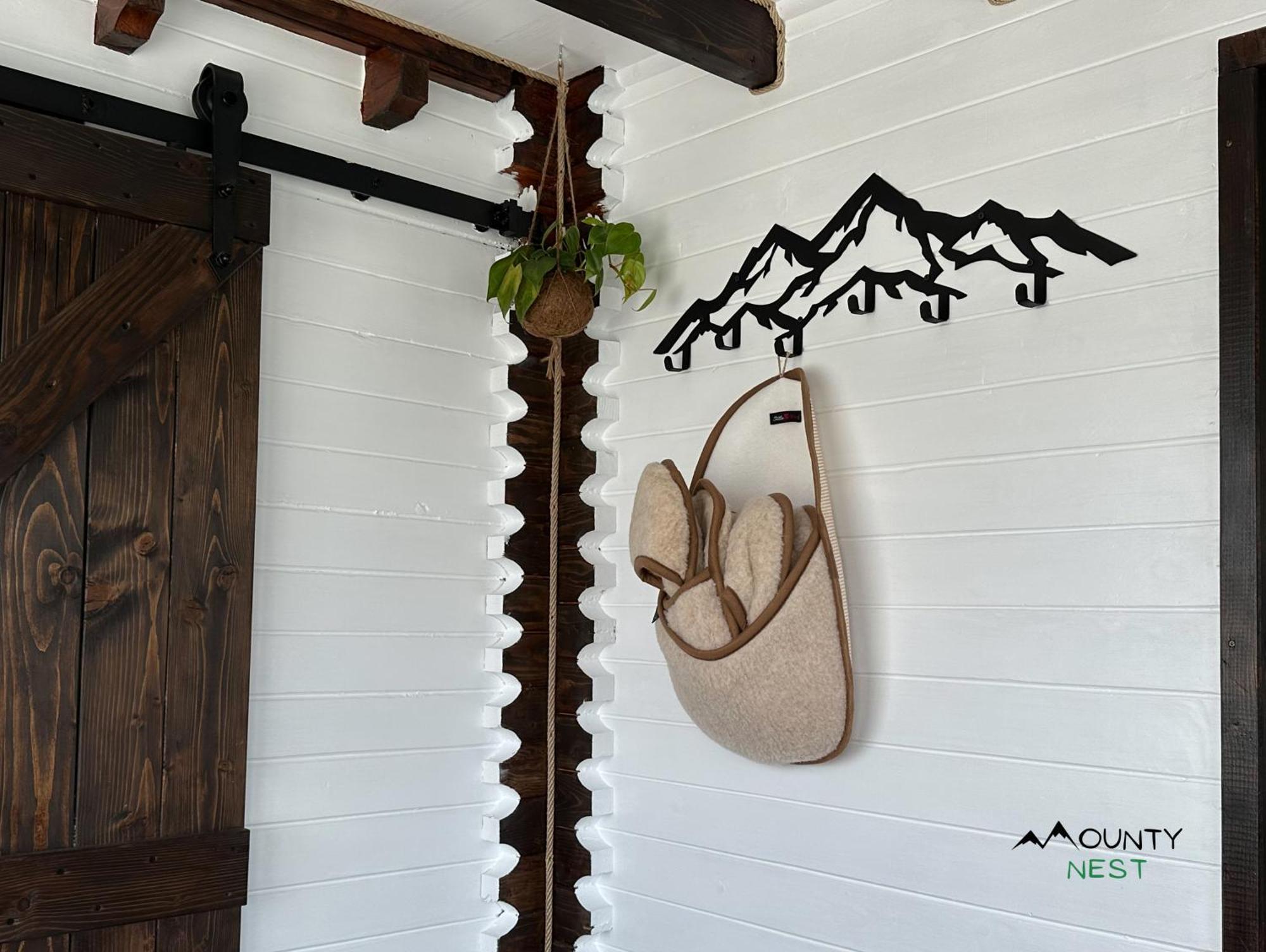 Mounty Nest Fundata Bagian luar foto